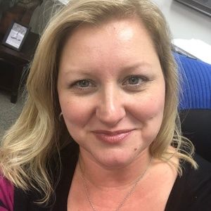 Meet your Posher, April